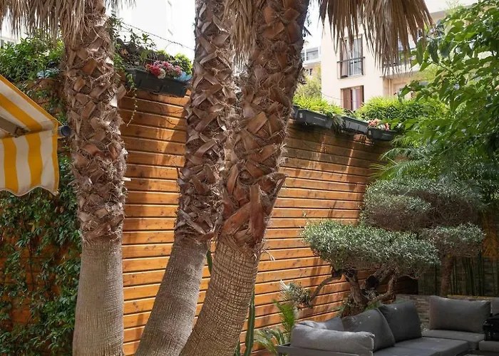 Eden Housse Villa, Pool, 2 Min To Beaches Holiday home Antibes