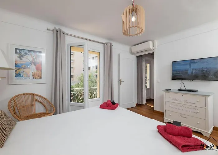 Ferienhaus Eden Housse Villa, Pool, 2 Min To Beaches