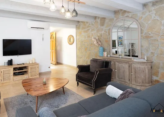 Ferienhaus Eden Housse Villa, Pool, 2 Min To Beaches *